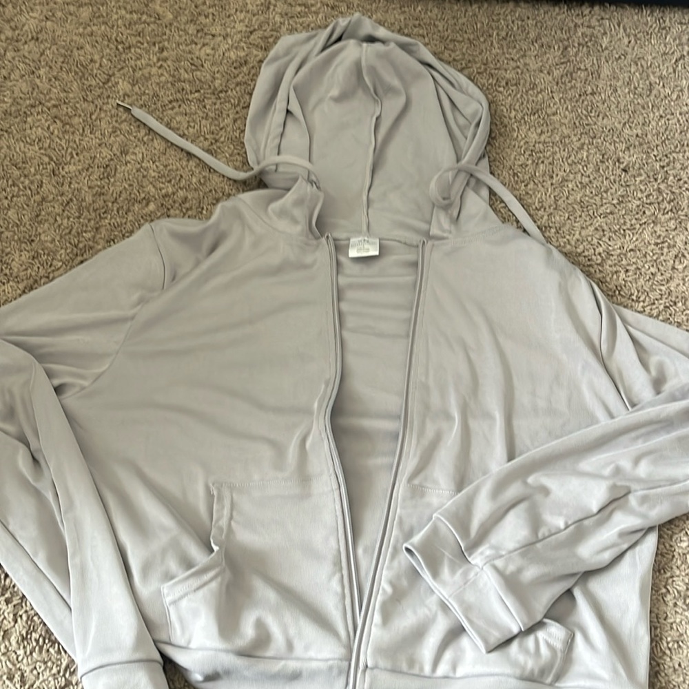 Large Klassy Network cropped gray hoodie